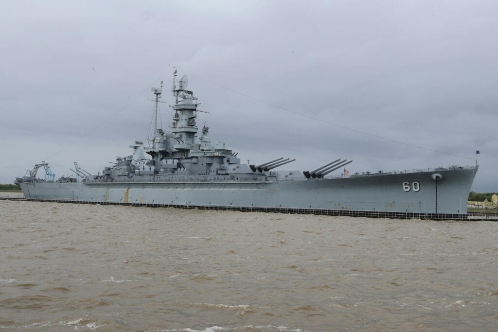 USS ALABAMA Battleship Park-4