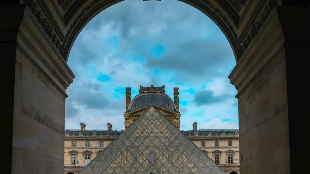 louvre museum paris-2